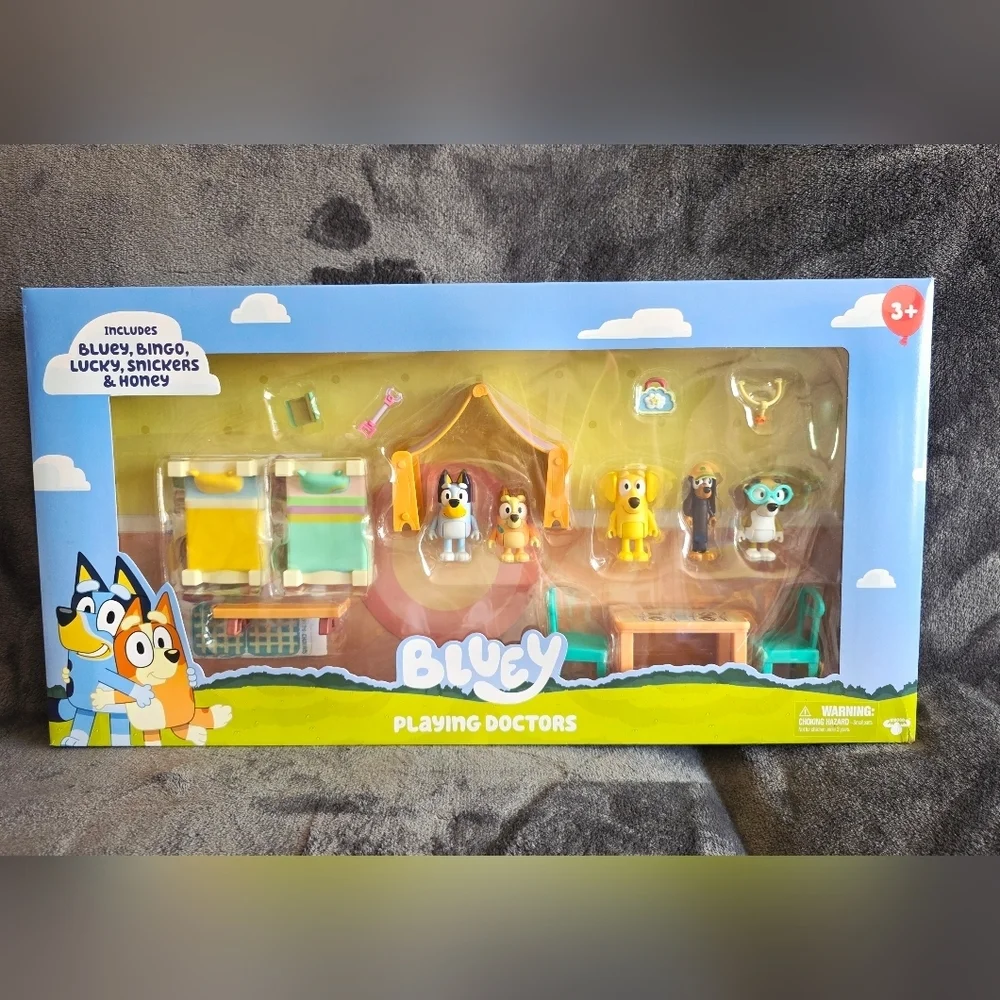 New Bluey Plaving Doctors Value Box, 5 Figures, 11 Accessories and More, Ages 3+